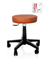 S11N SGABELLO BASSO  IN FINTA PELLE CON BASE IN PLASTICA NERA