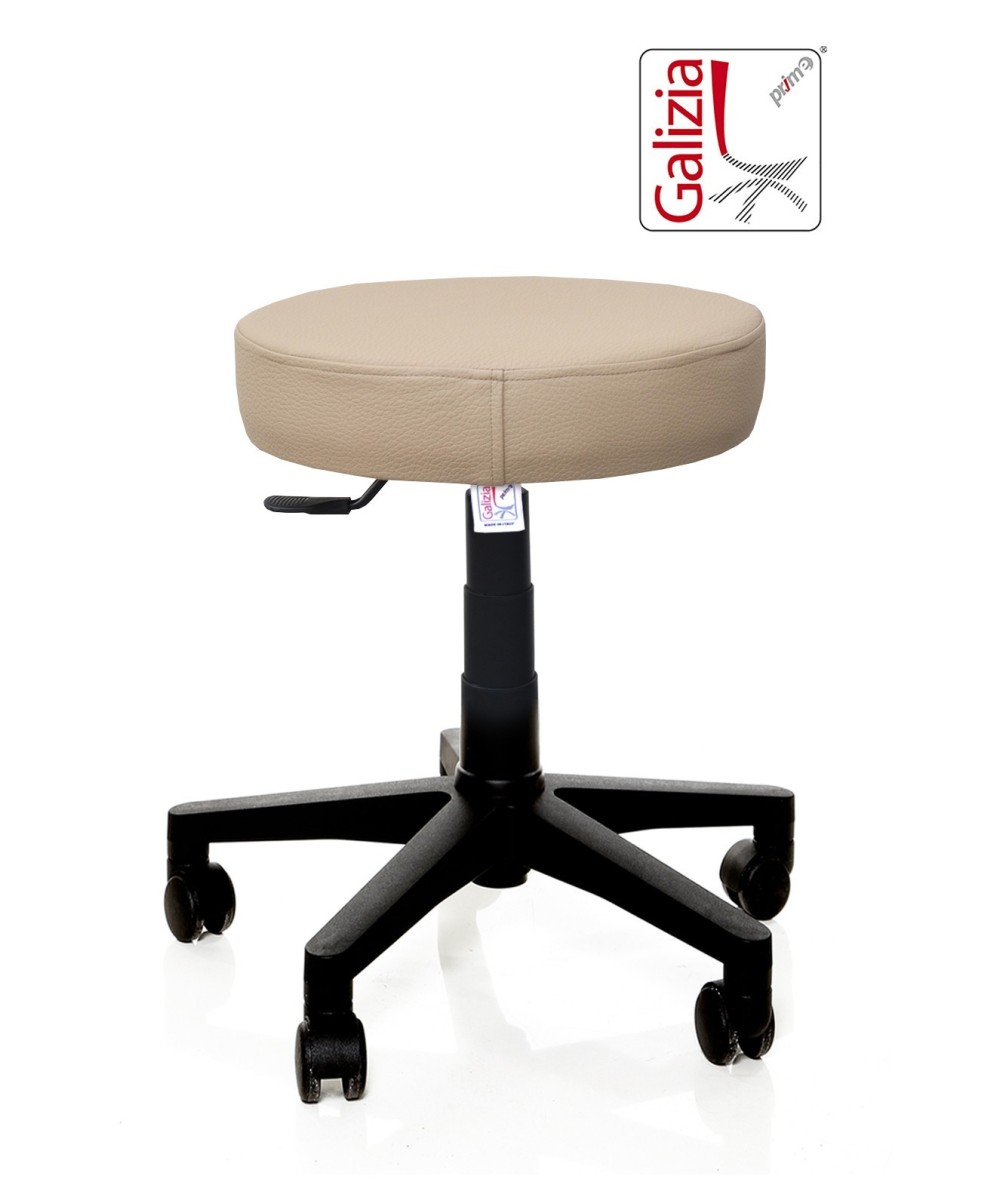 S11N SGABELLO BASSO  IN FINTA PELLE CON BASE IN PLASTICA NERA