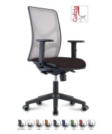 Y9 SEDIA ERGONOMICA CON SCHIENALE IN RETE E SUPPORTO LOMBARE